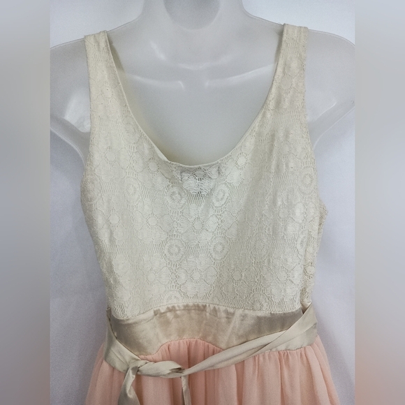 ULTRA PINK Elegant Lace & Chiffon Sleeveless Fit and Flare Party M Dress(#554) - Picture 6 of 10